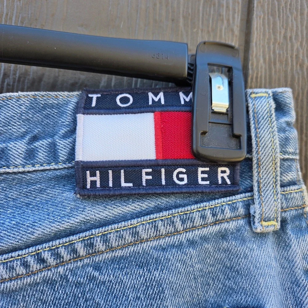Vintage Tommy Hilfiger Jeans Mens 38 30 Light Wash Straight Leg Denim Jeans